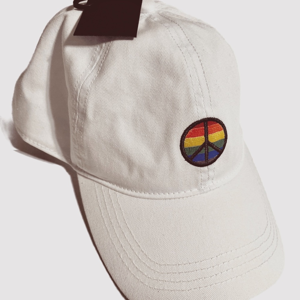 NWT - David and Young White Embroidered Rainbow Peace Hat